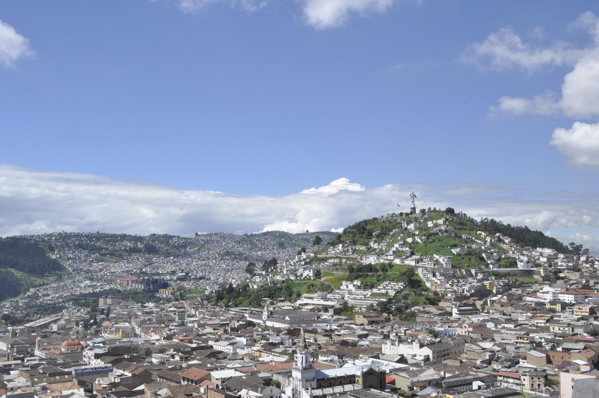 Hilton Colon Quito Hotel מראה חיצוני תמונה