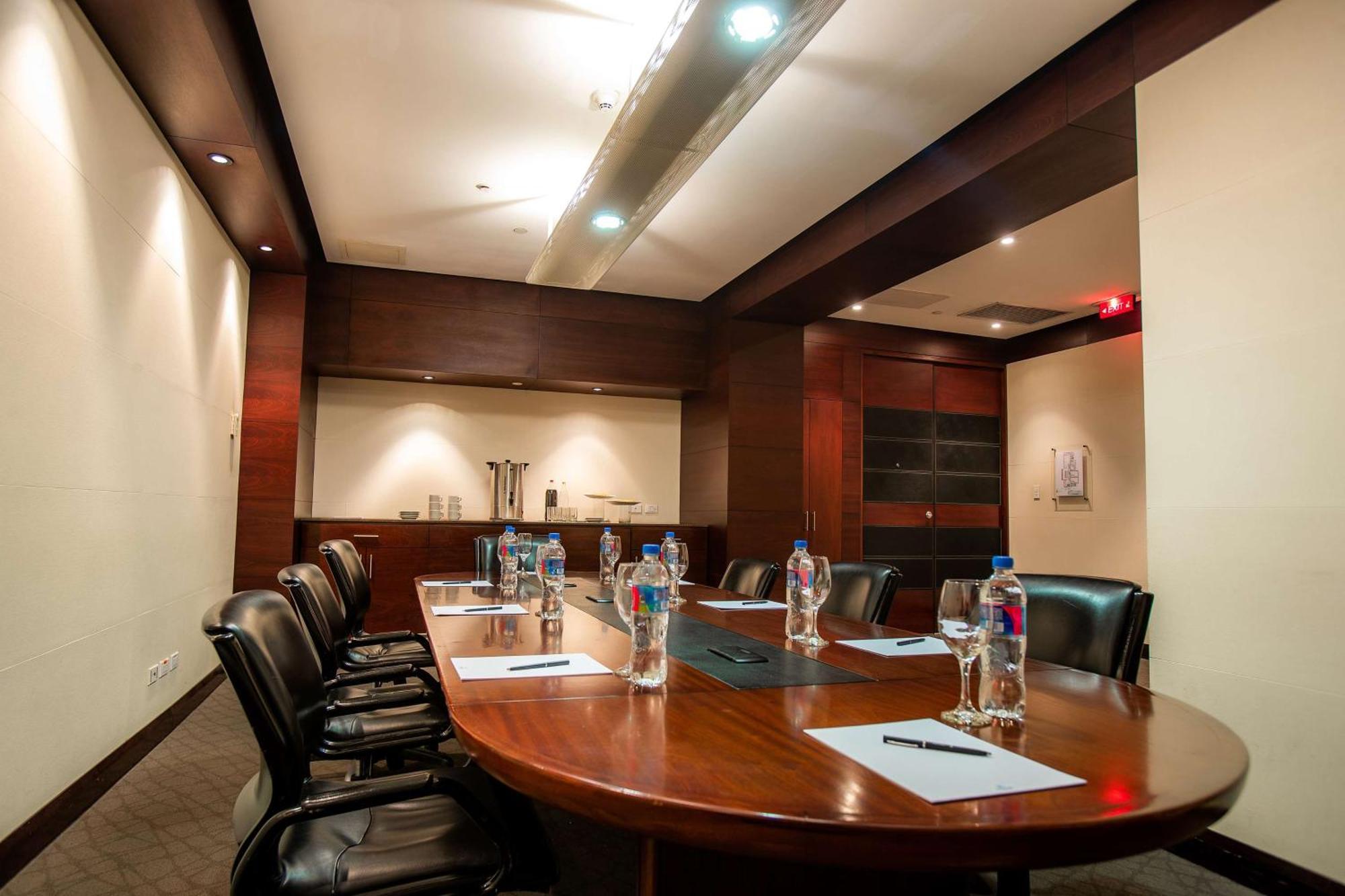 Hilton Colon Quito Hotel מראה חיצוני תמונה