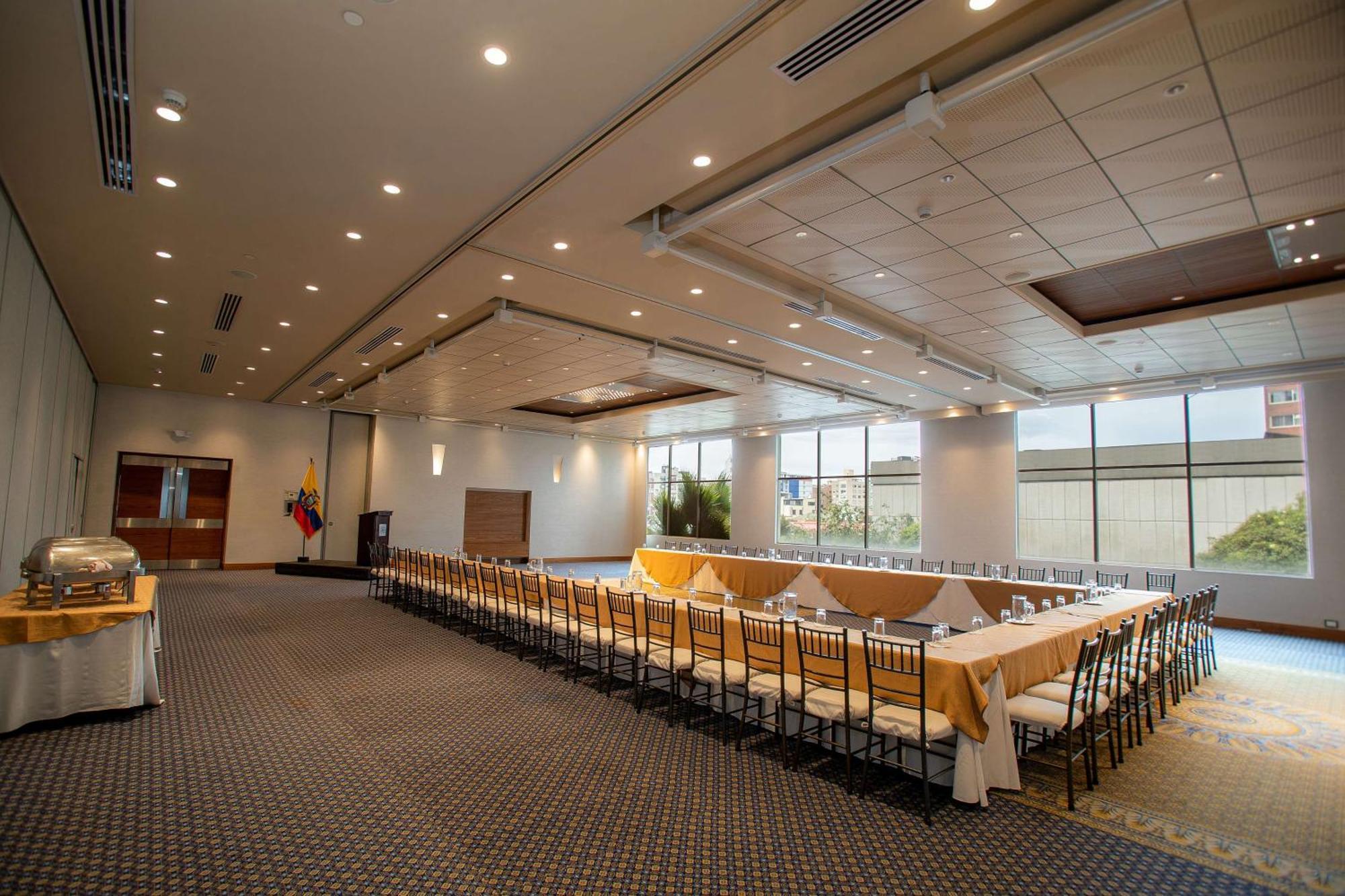 Hilton Colon Quito Hotel מראה חיצוני תמונה