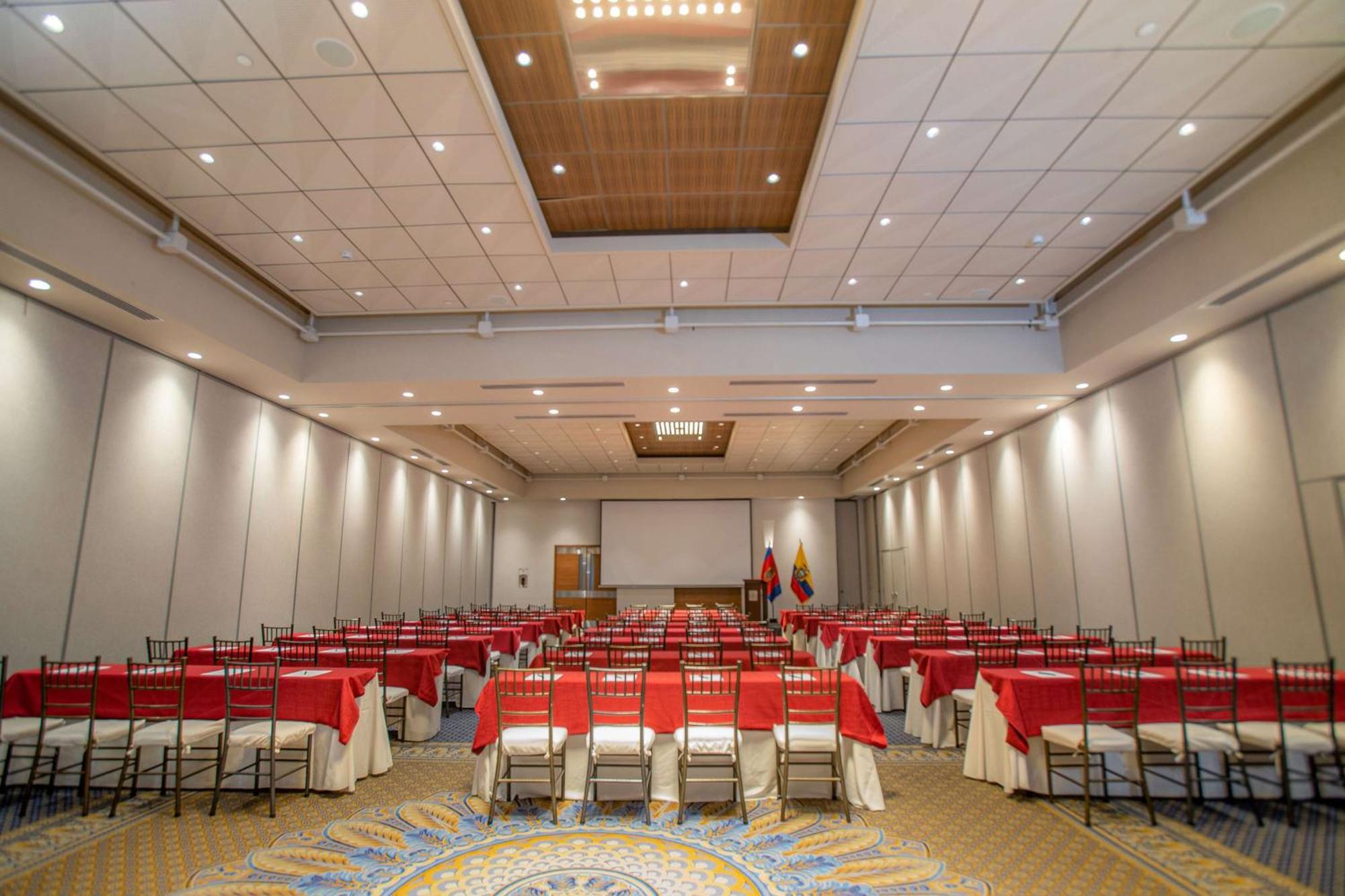 Hilton Colon Quito Hotel מראה חיצוני תמונה