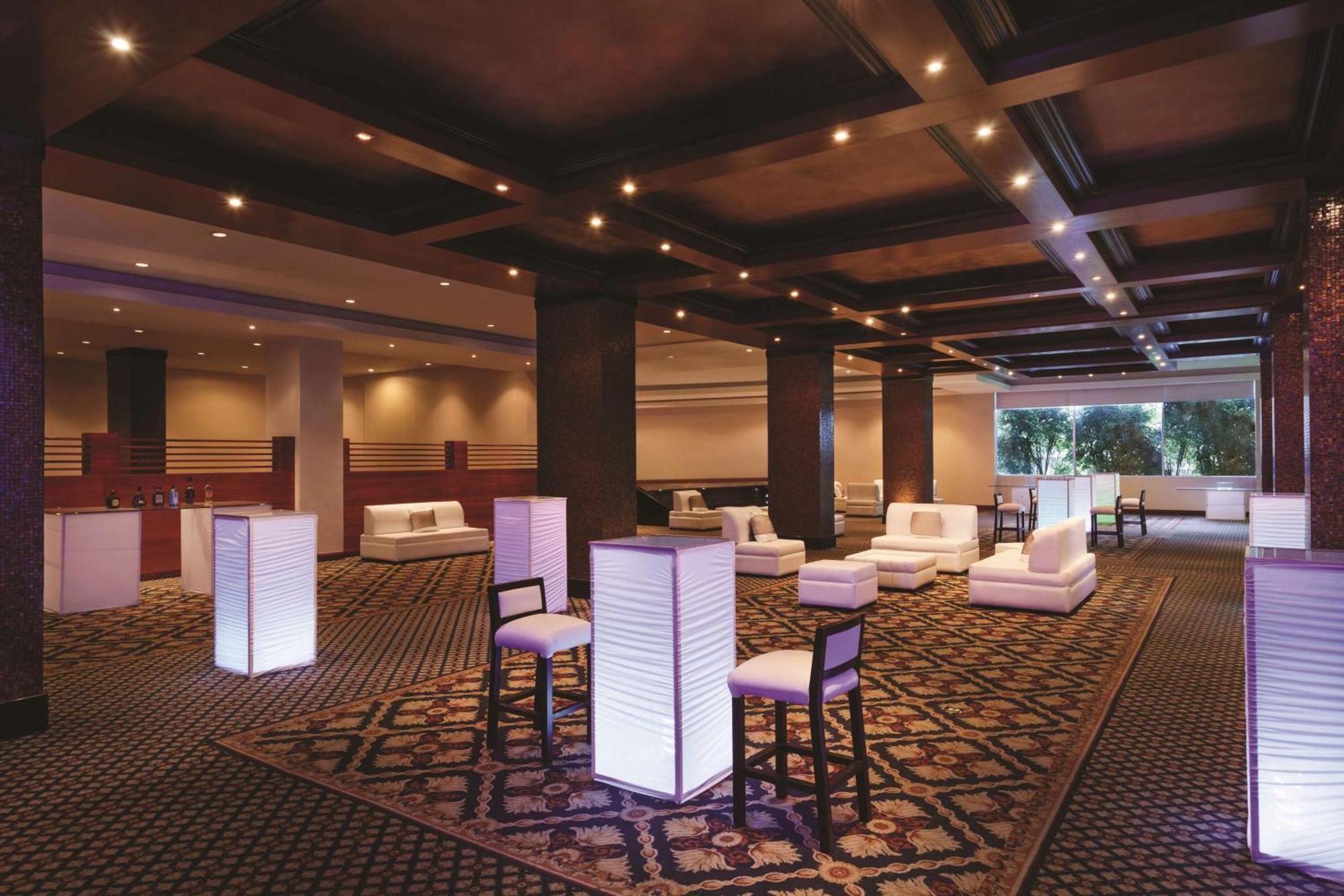 Hilton Colon Quito Hotel מראה חיצוני תמונה