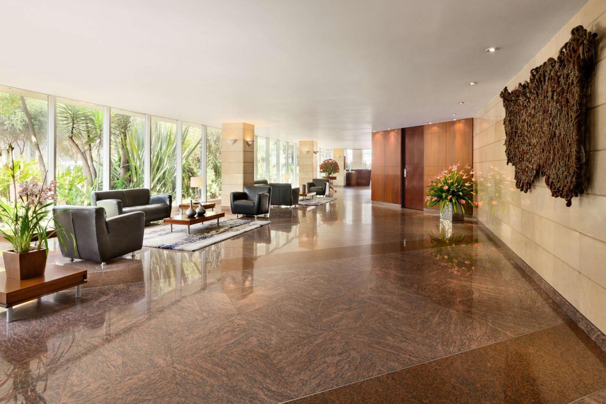 Hilton Colon Quito Hotel מראה חיצוני תמונה