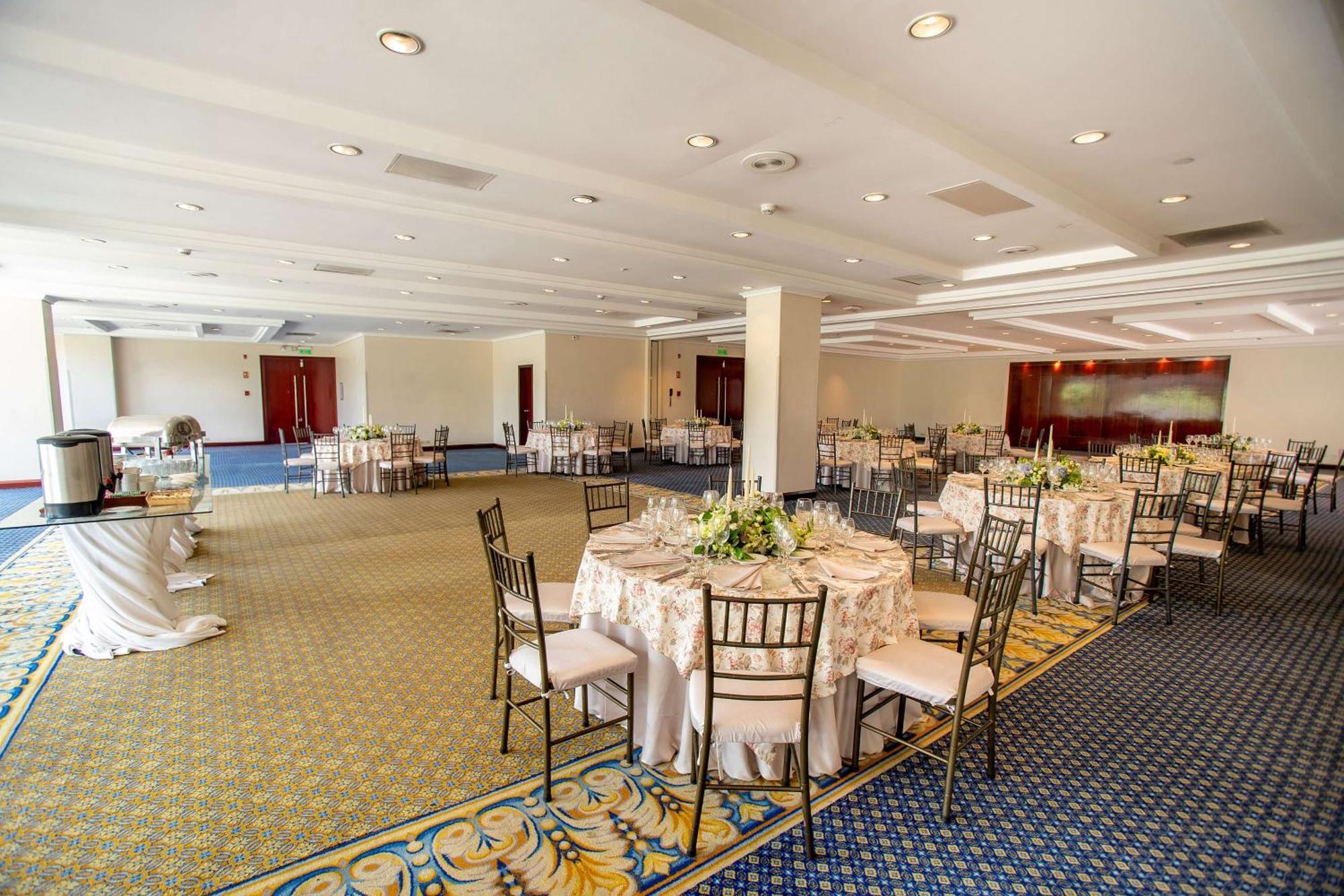 Hilton Colon Quito Hotel מראה חיצוני תמונה
