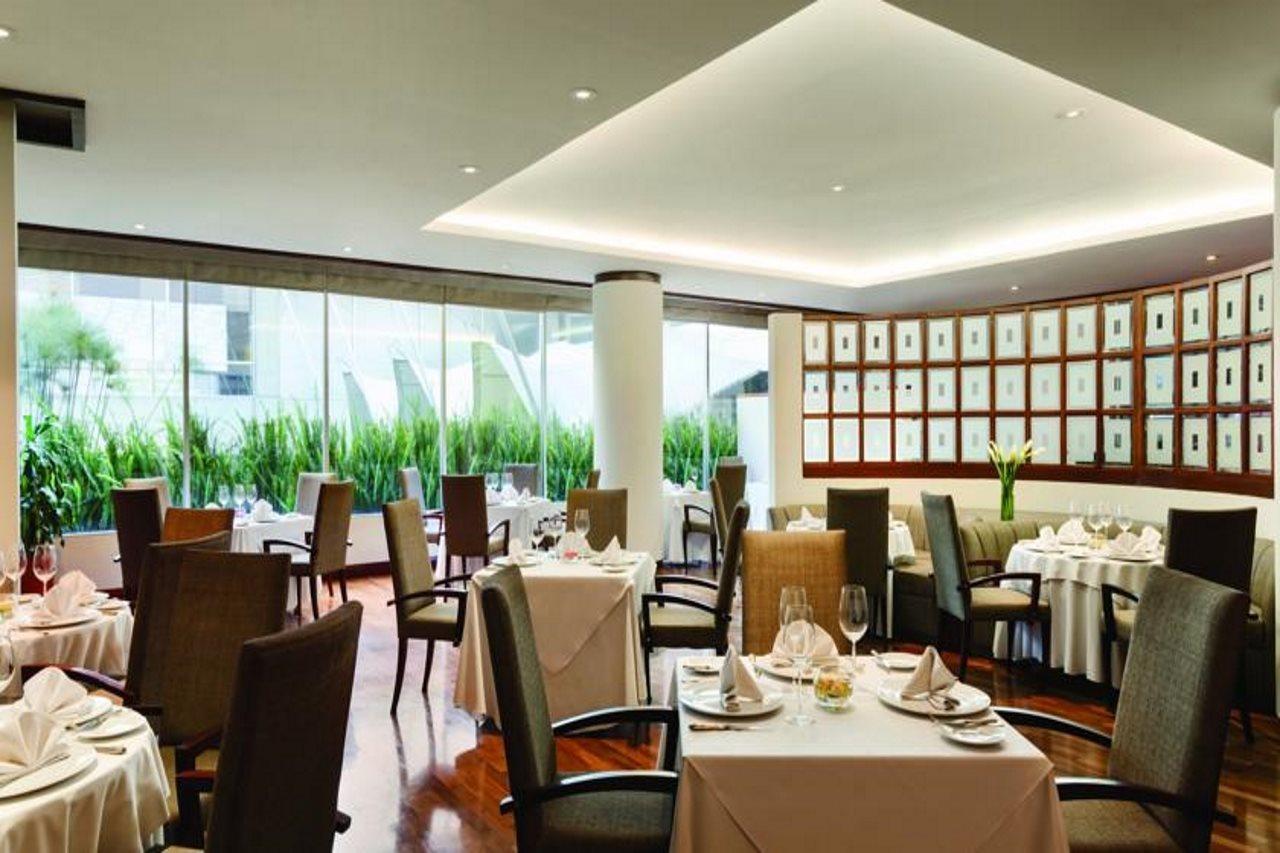Hilton Colon Quito Hotel מראה חיצוני תמונה
